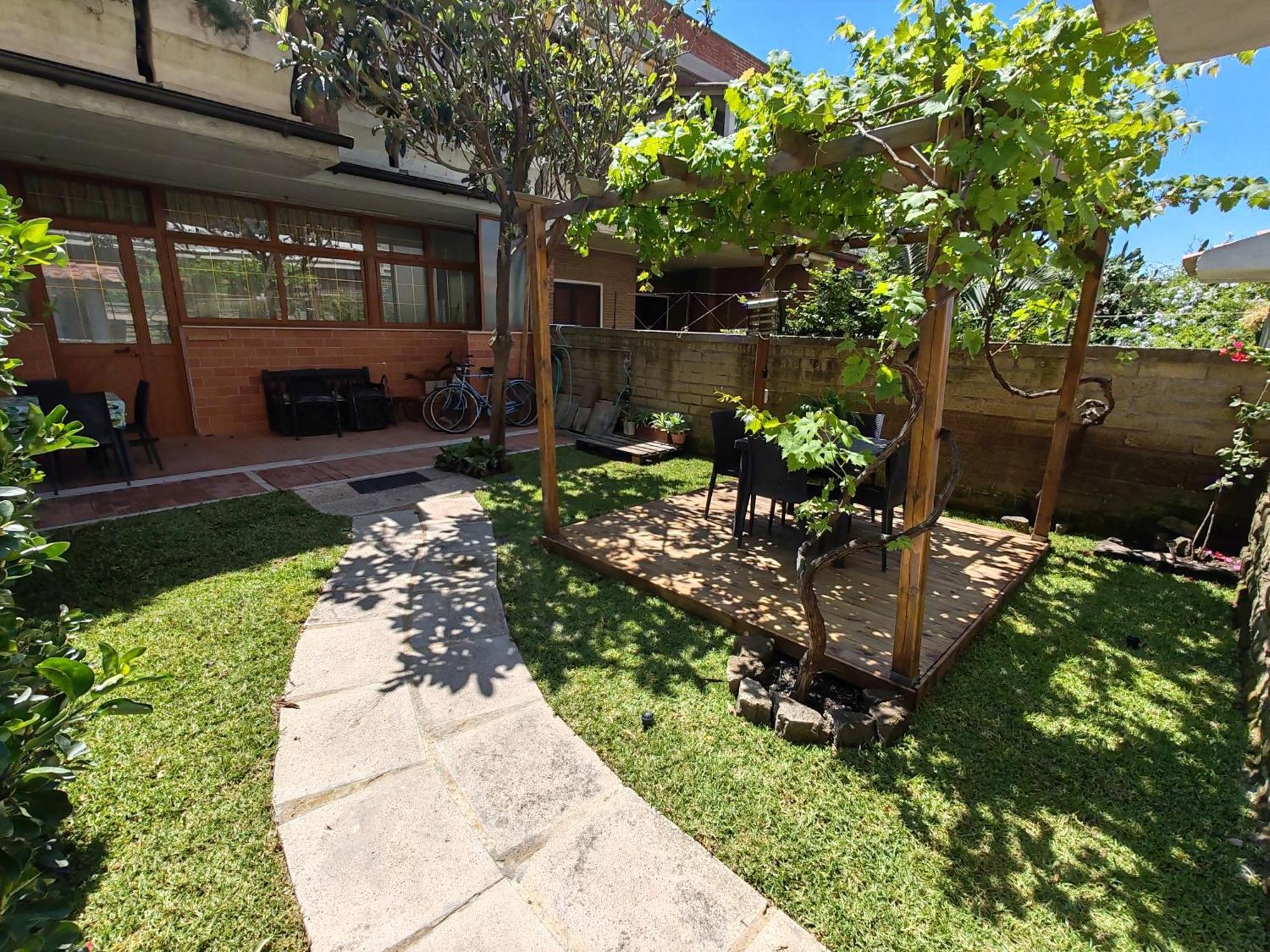 Ostia Home Extérieur photo